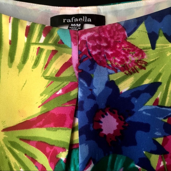 Spring Print Top - Picture 3 of 3